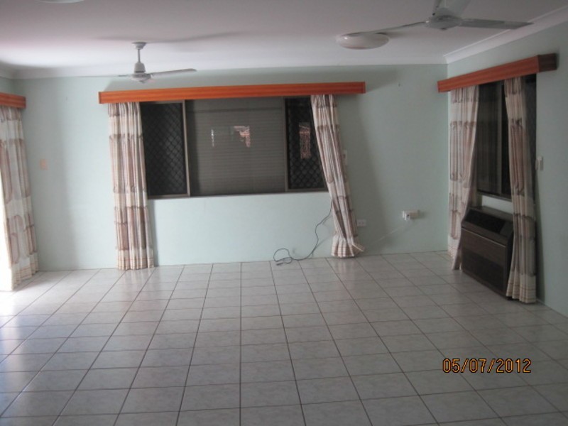 17 Watt Street, Wulguru QLD 4811