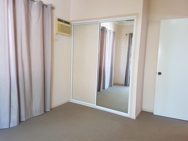 298A Stanley Street, North Ward QLD 4810