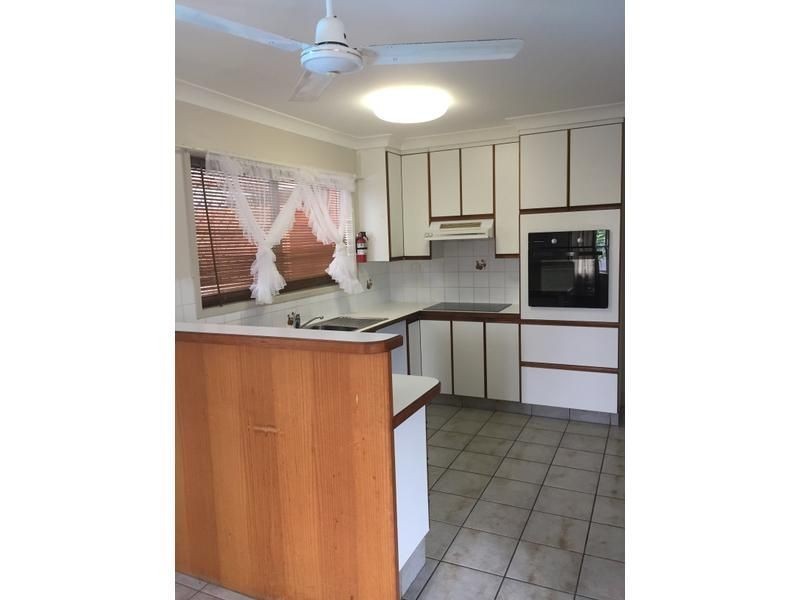 60 Albert Street, Cranbrook QLD 4814