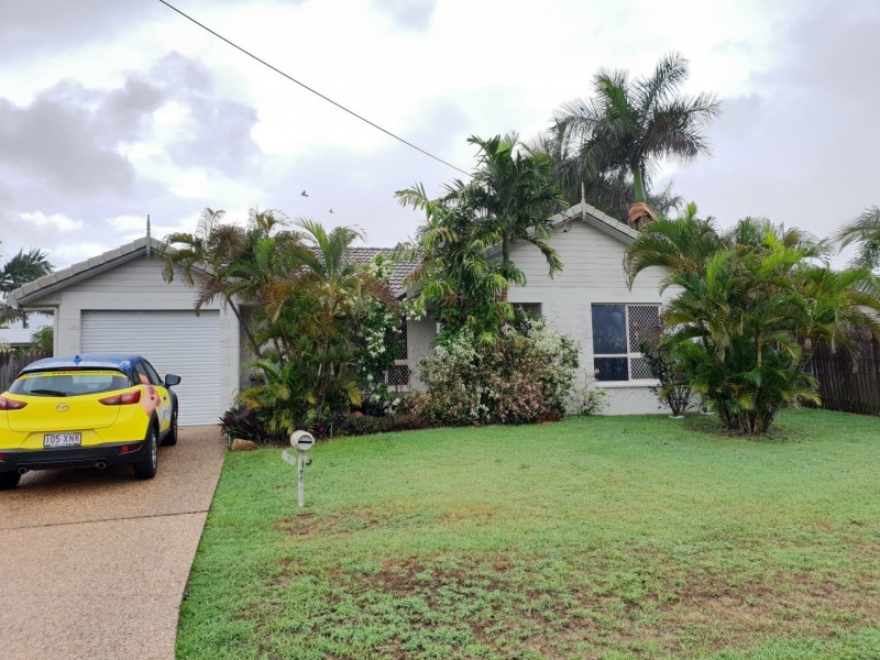 9 Jewel Court, Rasmussen QLD 4815