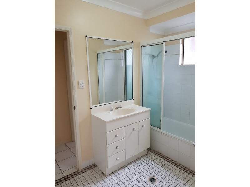 9 Jewel Court, Rasmussen QLD 4815