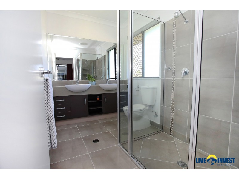 38 Bookara Gum Crescent, Mount Low QLD 4818