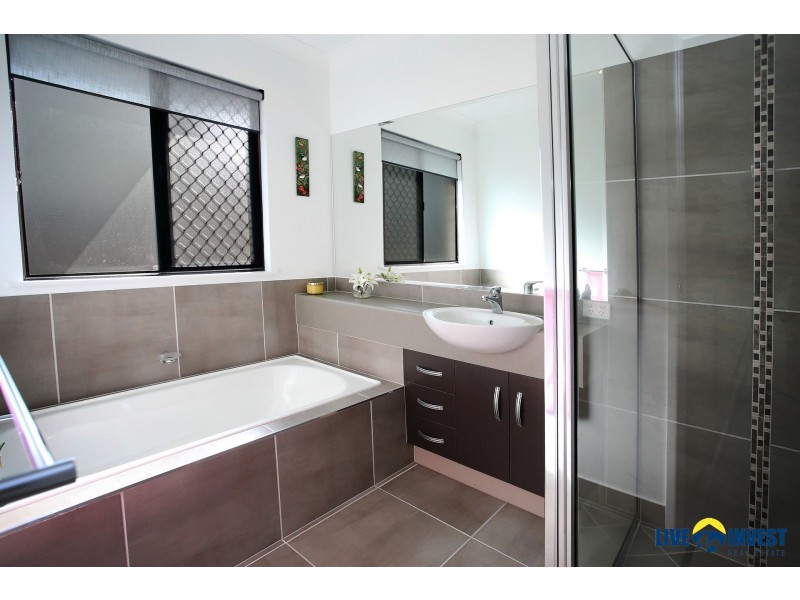 38 Bookara Gum Crescent, Mount Low QLD 4818