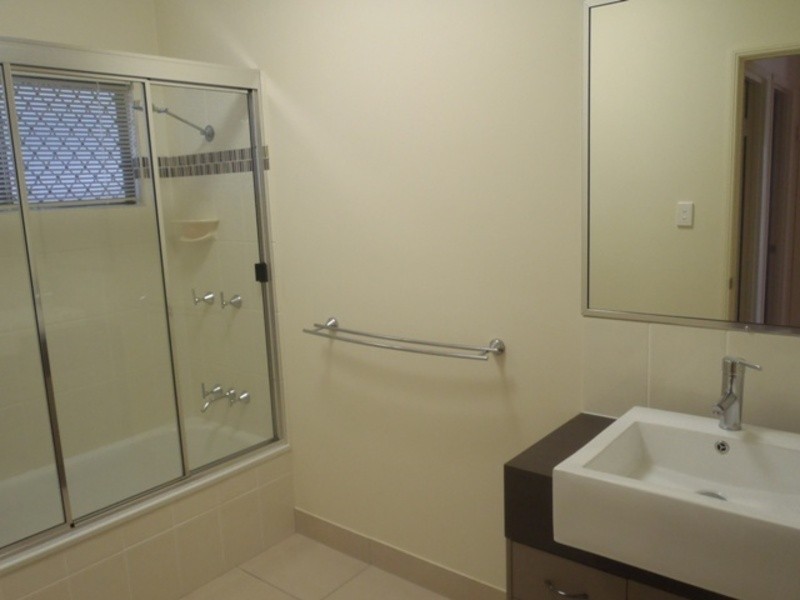 Mount Louisa QLD 4814