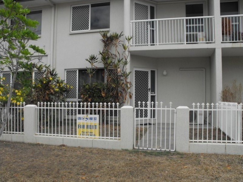 4/15 Lowth Street, Rosslea QLD 4812