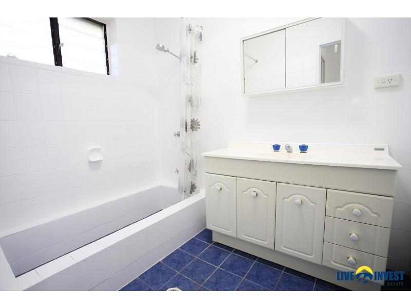 15 Garden Grove Crescent, Kirwan QLD 4817