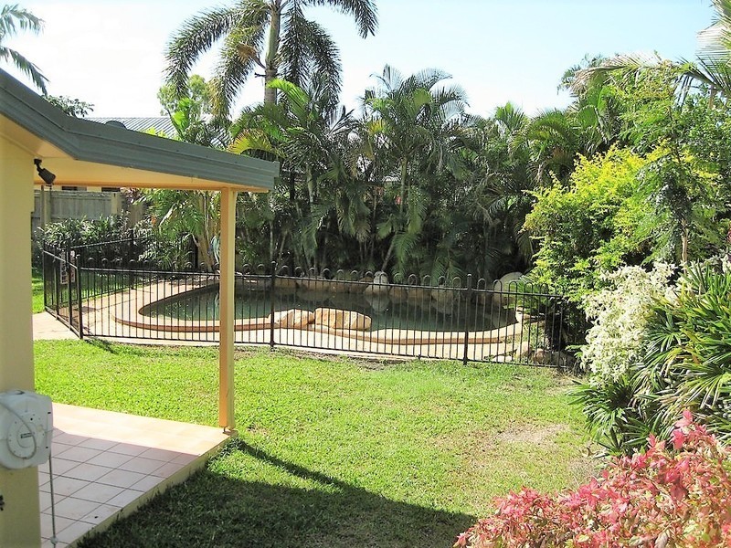 6 Astill Court, Cranbrook QLD 4814