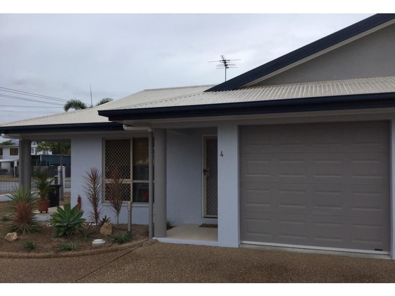 4/10 Renecol Avenue, Rasmussen QLD 4815