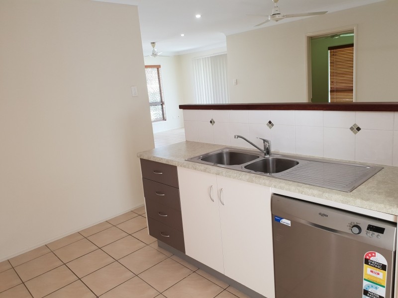 4/10 Renecol Avenue, Rasmussen QLD 4815