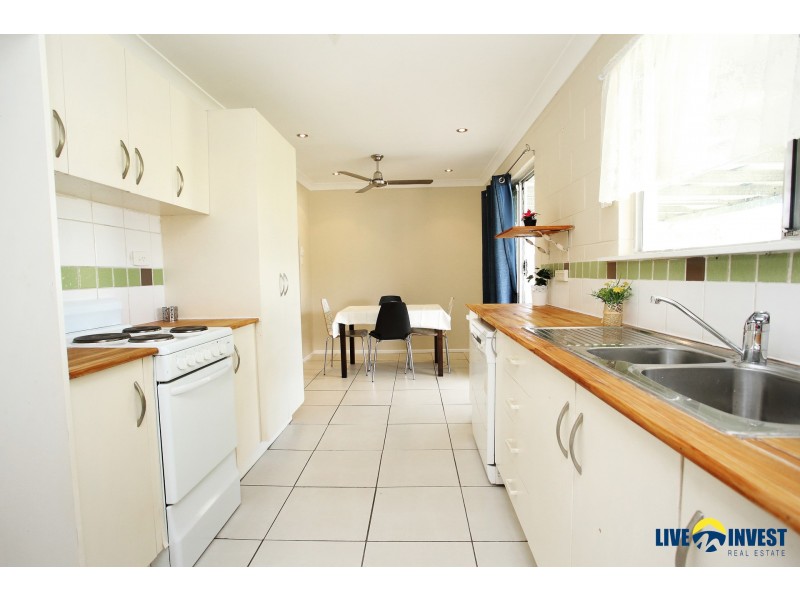 18 Julia Street, Kirwan QLD 4817