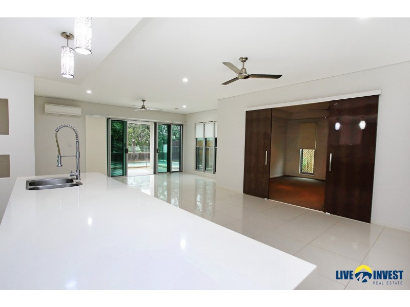 13 Browning Street, Mount Louisa QLD 4814