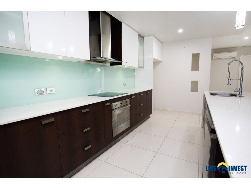 13 Browning Street, Mount Louisa QLD 4814