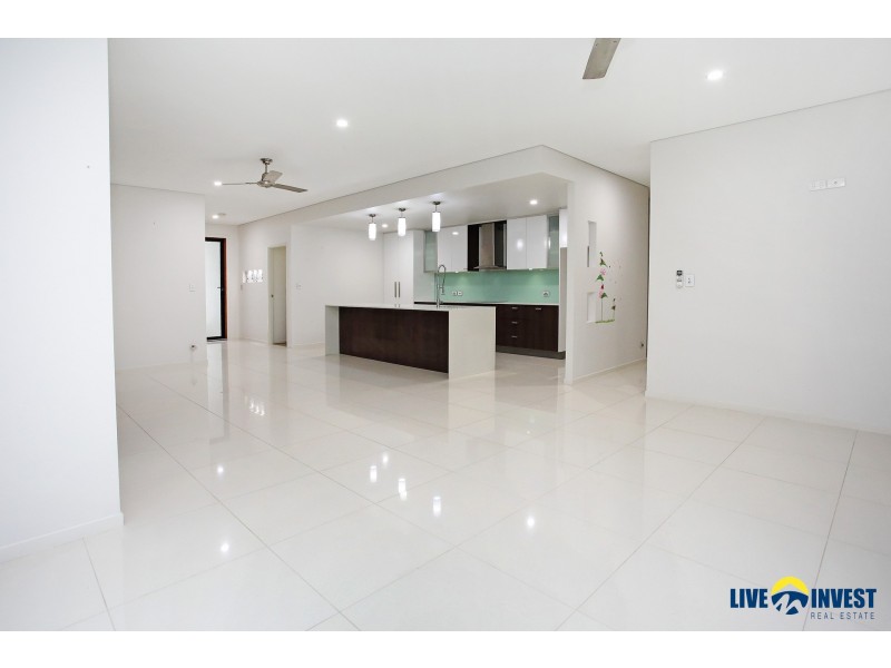 13 Browning Street, Mount Louisa QLD 4814