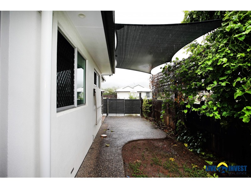 13 Browning Street, Mount Louisa QLD 4814