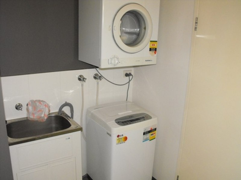 4/35 Meenan Street, Garbutt QLD 4814