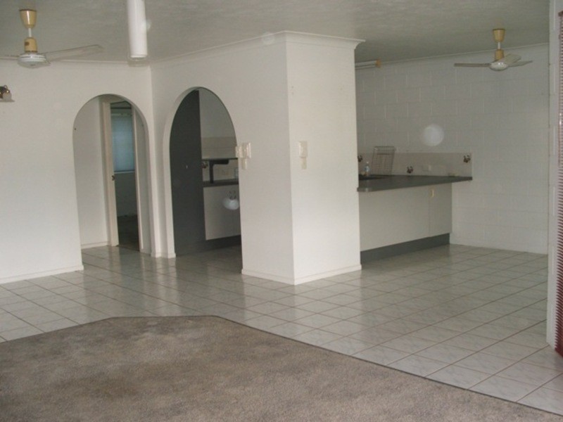 5/50 Park Street, Pimlico QLD 4812