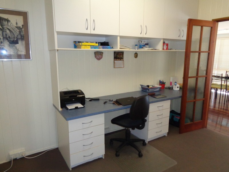 298 Stanley Street, North Ward QLD 4810