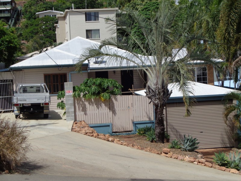 298 Stanley Street, North Ward QLD 4810