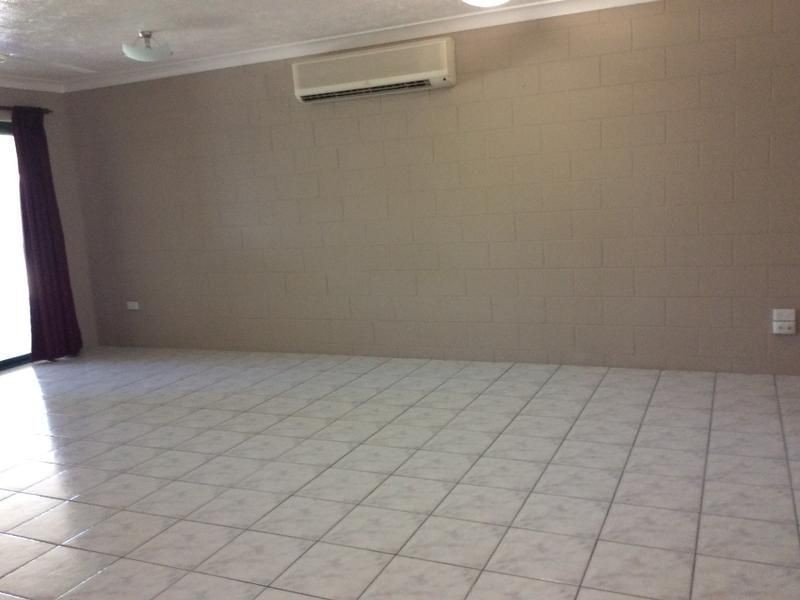 9 Dalkeith Crescent, Mount Louisa QLD 4814