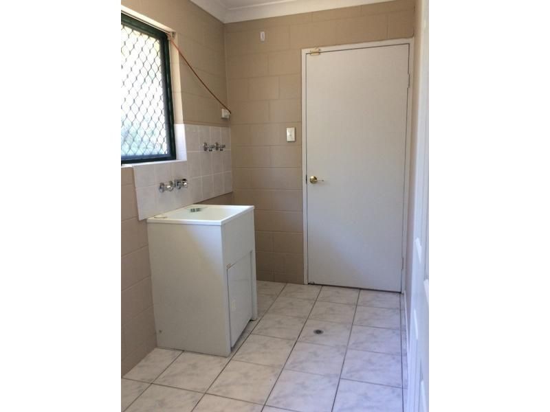 9 Dalkeith Crescent, Mount Louisa QLD 4814