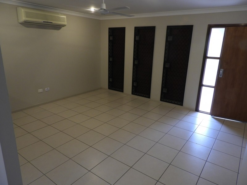 27 Afton Way, Mount Louisa QLD 4814