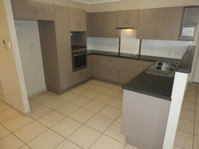 27 Afton Way, Mount Louisa QLD 4814