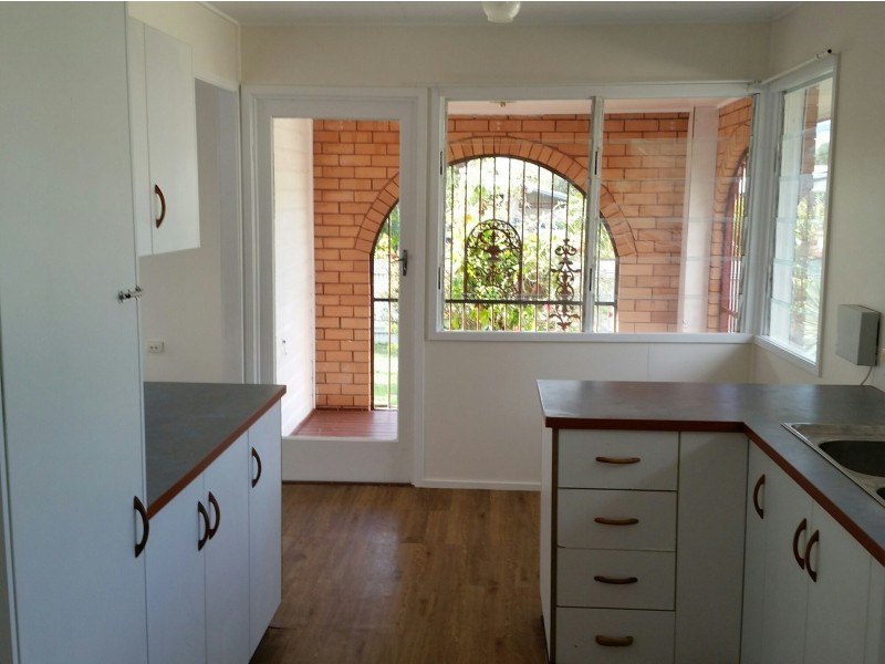 18 Garner Road, Kirwan QLD 4817