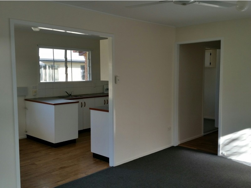 18 Garner Road, Kirwan QLD 4817