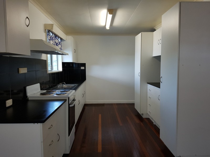 28 Sonia Street, Rasmussen QLD 4815