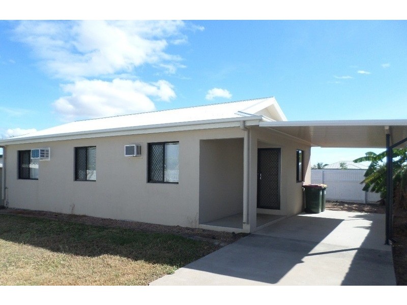 28 Sonia Street, Rasmussen QLD 4815