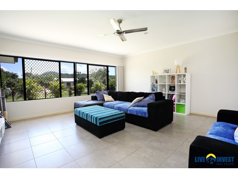 8 Parkway Place, Black River QLD 4818