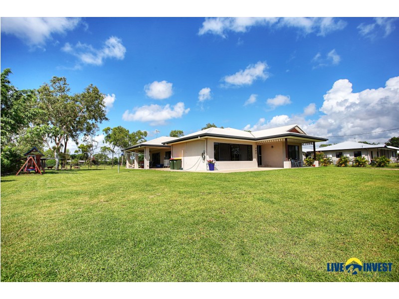 8 Parkway Place, Black River QLD 4818