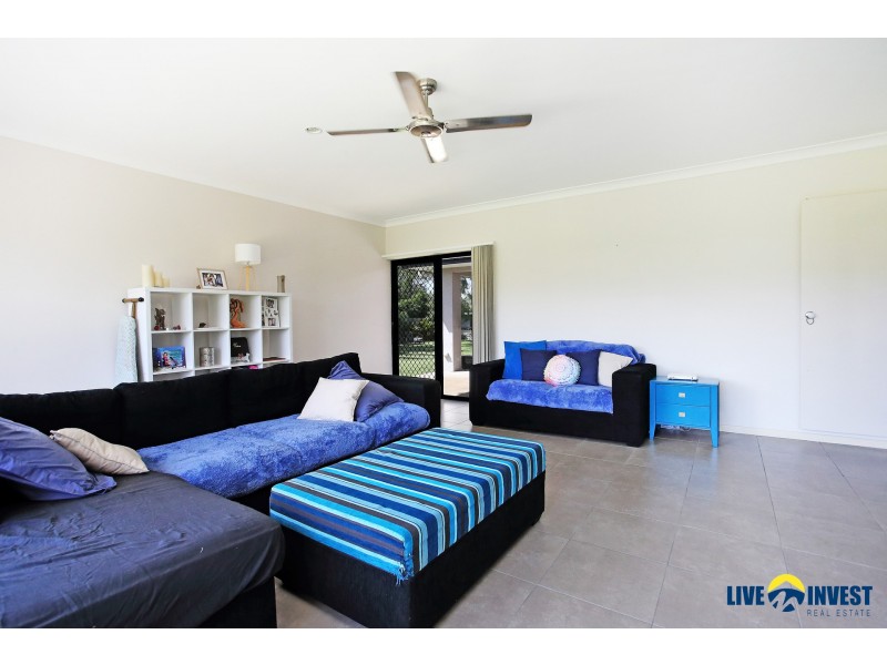 8 Parkway Place, Black River QLD 4818