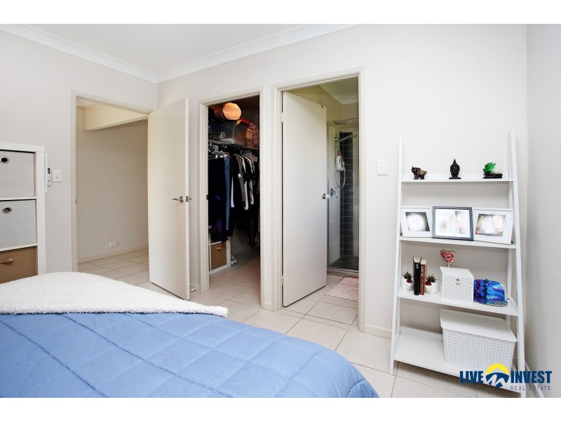 8 Parkway Place, Black River QLD 4818