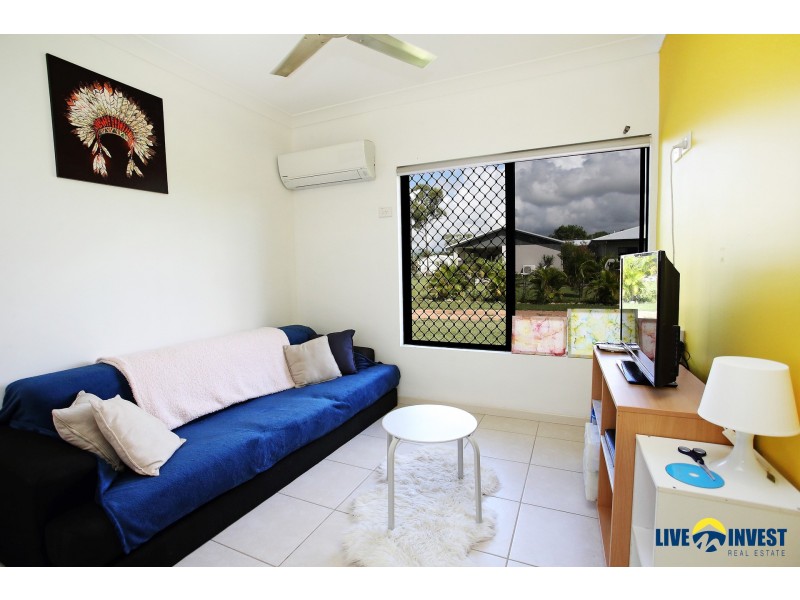 8 Parkway Place, Black River QLD 4818