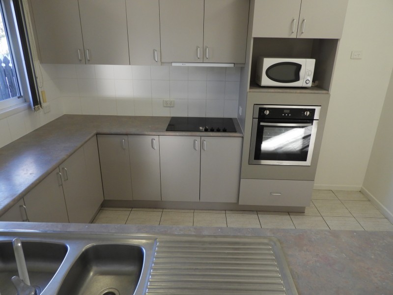 7 Conferta Court, Kirwan QLD 4817