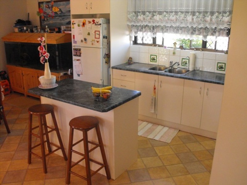 10 Lina Court, Rasmussen QLD 4815