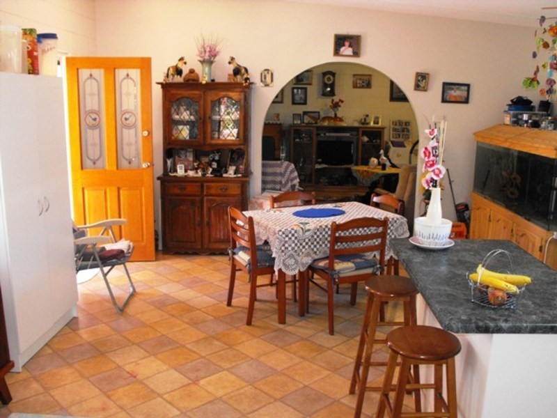 10 Lina Court, Rasmussen QLD 4815