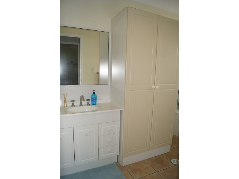 25 Elton Drive, Kelso QLD 4815