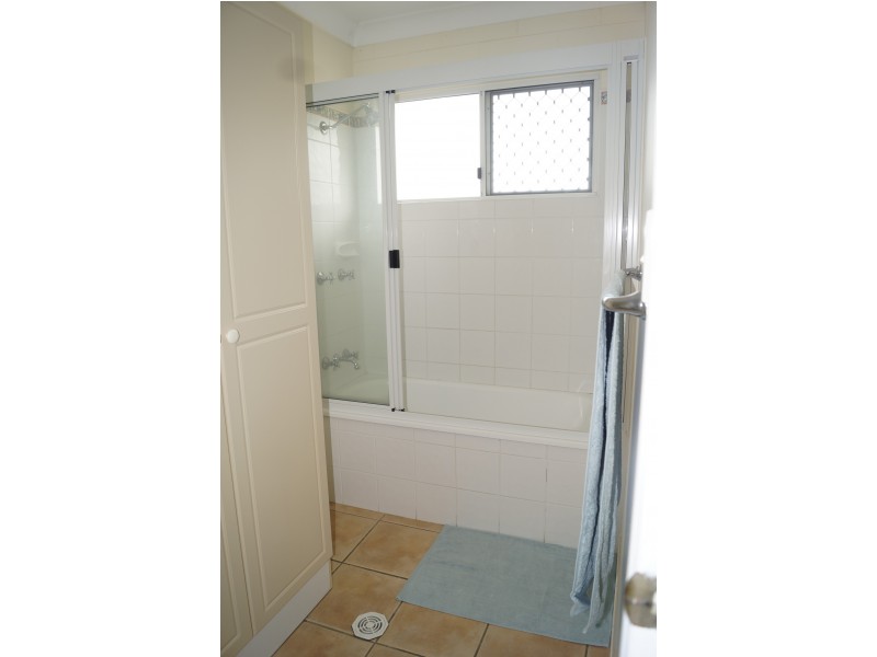 25 Elton Drive, Kelso QLD 4815