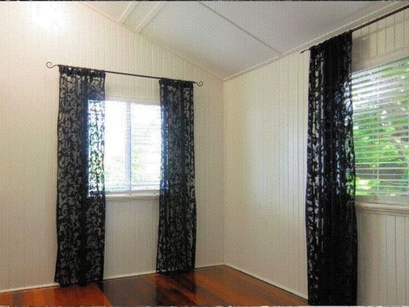 21A Lothair Street, Pimlico QLD 4812