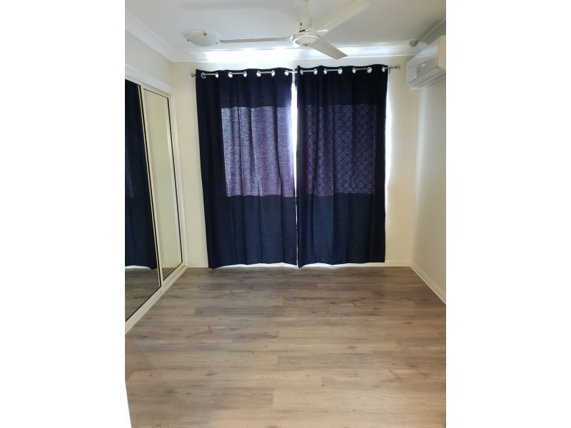 33 Burbank Way, Kirwan QLD 4817