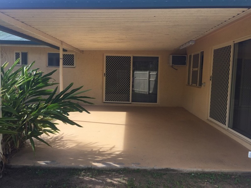 43 Templeton Crescent, Douglas QLD 4814