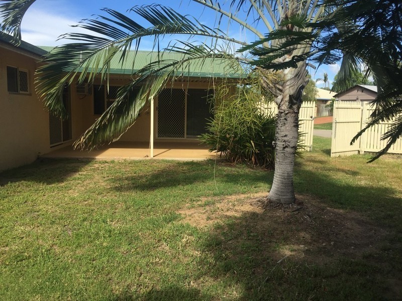 43 Templeton Crescent, Douglas QLD 4814