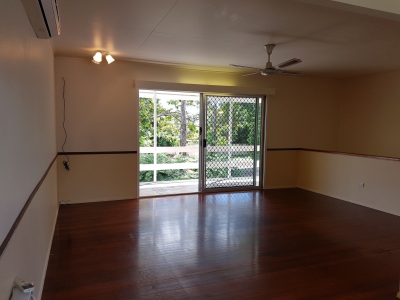 4 Rhodes Street, Heatley QLD 4814