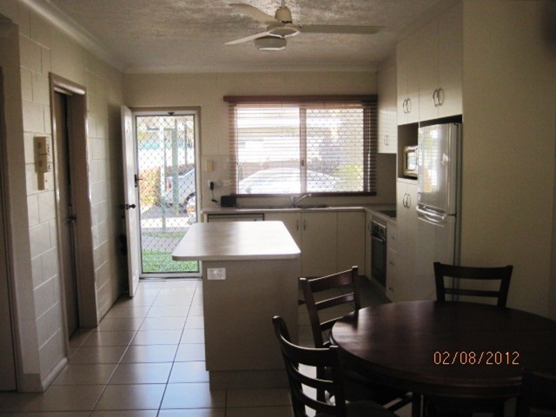 9/36 Henry Street, West End QLD 4810