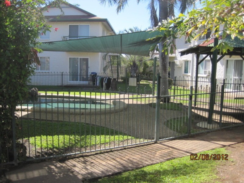 9/36 Henry Street, West End QLD 4810