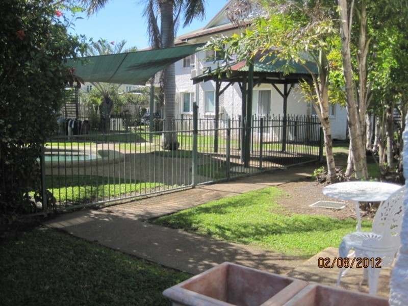 9/36 Henry Street, West End QLD 4810