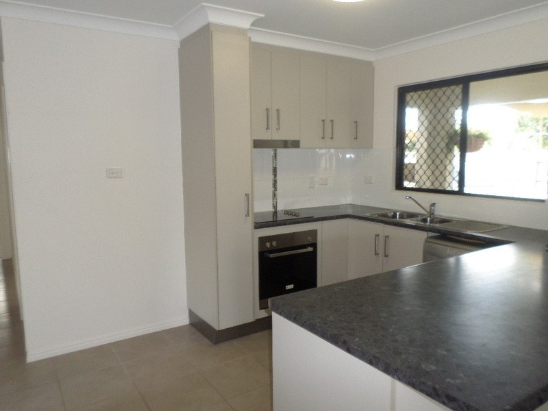 28 Garrison Court, Mount Louisa QLD 4814