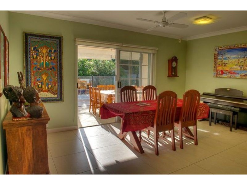 46 Seaward Crescent, Pallarenda QLD 4810